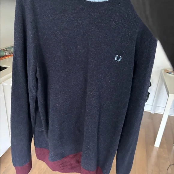 Fred Perry vintage blue and red genuine wool sweater - Picture 3 of 3